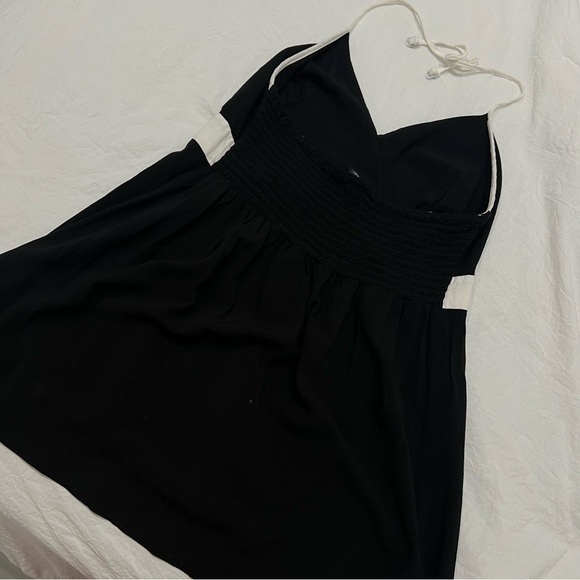 Vintage Guess Backless Tank Top - Picture 4 of 4